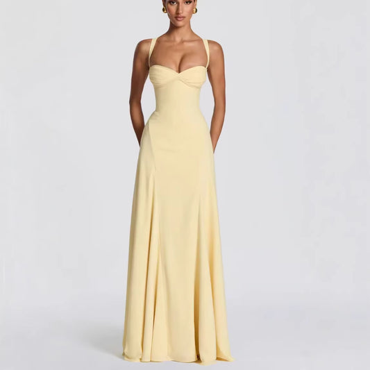 Robe longue à bretelles larges et taille nouée